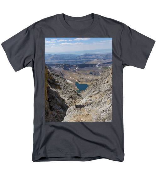 Breathtaking Middle Teton Mountain View Men's T-Shirt  (Regular Fit)