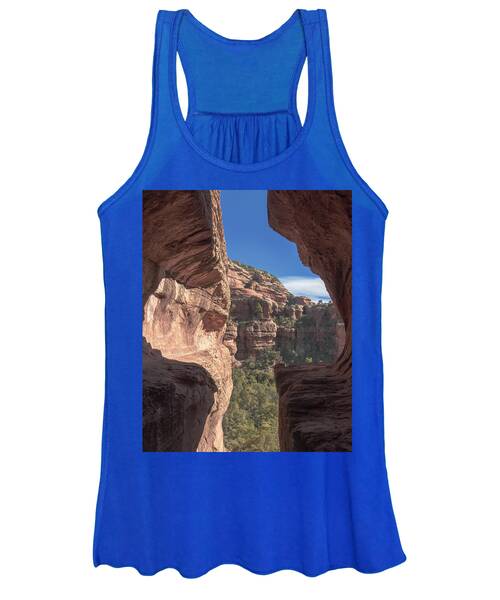 Canyon View Framed By Rocky Cliffs Women's Tank Top