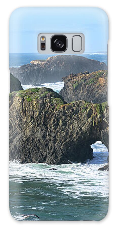 Majestic Coastal Rock Formations Galaxy Case