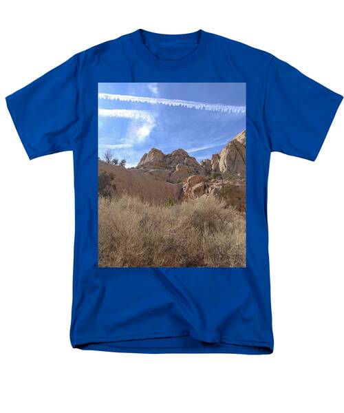 Desert Cliffs In Capitol Reef National Park Men's T-Shirt  (Regular Fit)