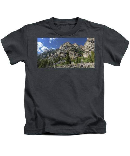 Majestic Mountain Peaks Under Blue Sky In Cascade Canyon Kids T-Shirt