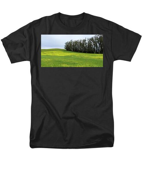 Rolling Hills With Blooming Wildflowers Men's T-Shirt  (Regular Fit)