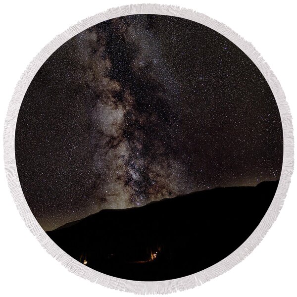 Starry Night Over Mountain Landscape Round Beach Towel