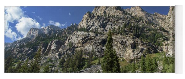 Majestic Mountain Peaks Under Blue Sky In Cascade Canyon Yoga Mat