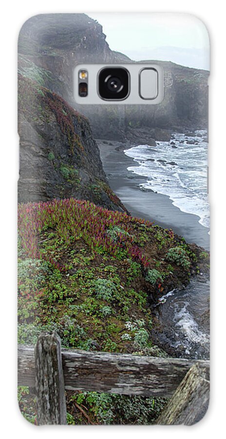 Rocky Coastline With Vibrant Foliage Galaxy Case