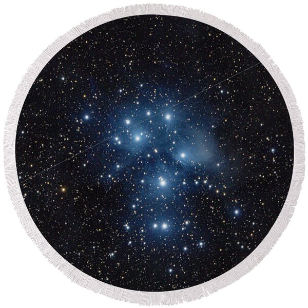 Pleiades Cluster In Cosmic Night Round Beach Towel