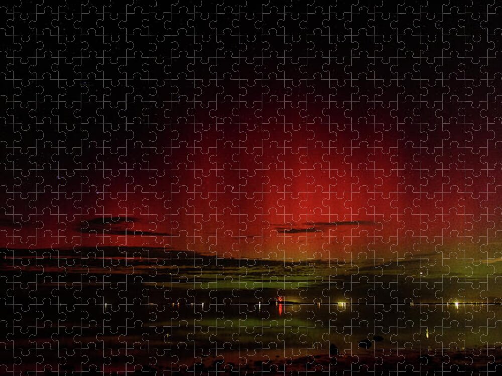 Mesmerizing Northern Lights Display Jigsaw Puzzle
