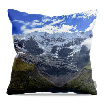 Landscapes Throw Pillows