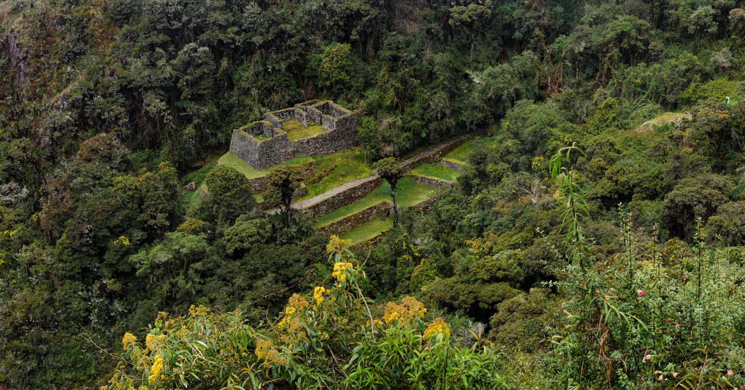 Conchamarca — A smaller site between larger landmarks